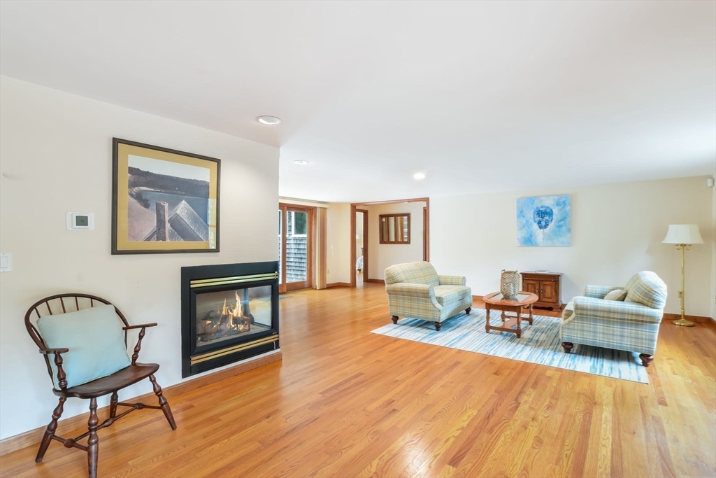 1065 Governor Prence Road Eastham, MA 02642 - Photo 10 of 38