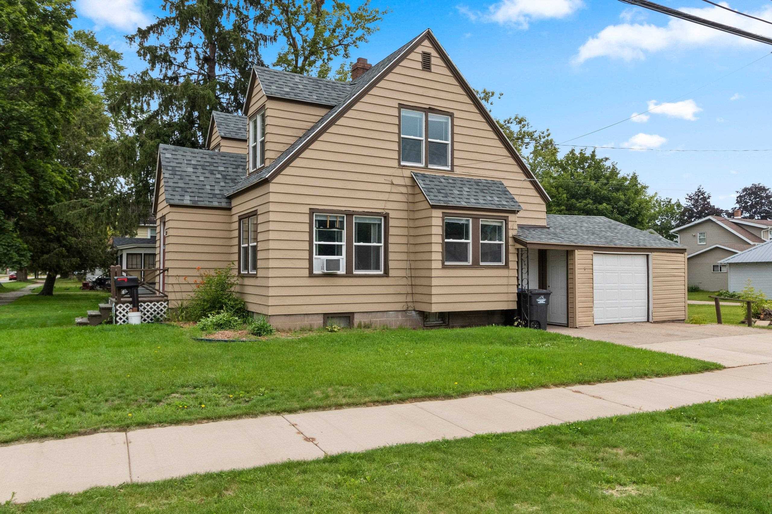 220 South Union Street Shawano, WI 54166 - Photo 4 of 37