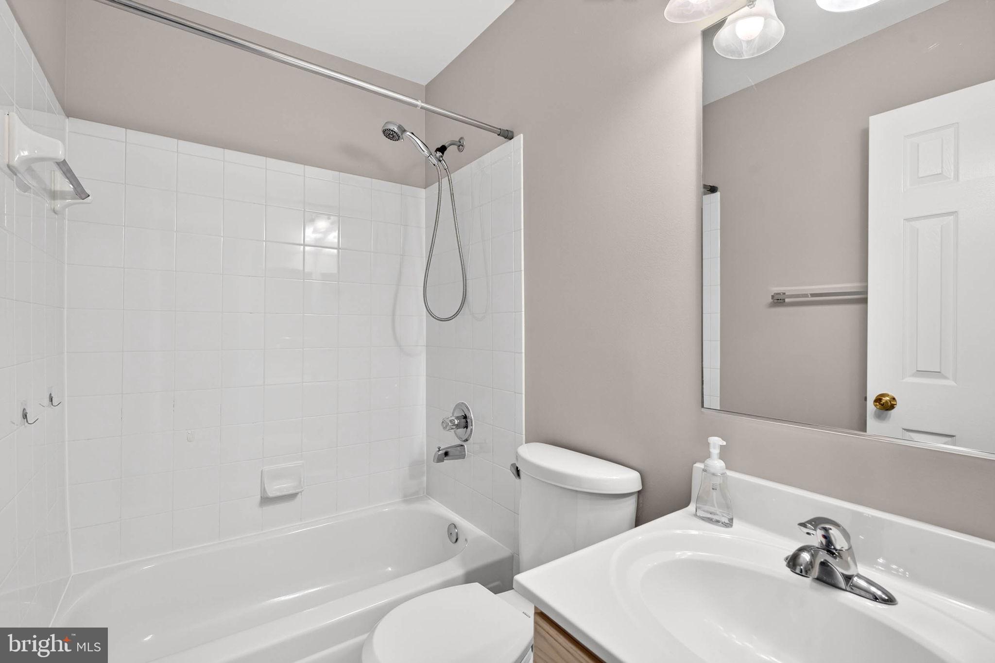 6311 Wind Rider Way Columbia, MD 21045 - Photo 31 of 43 Hall Bath