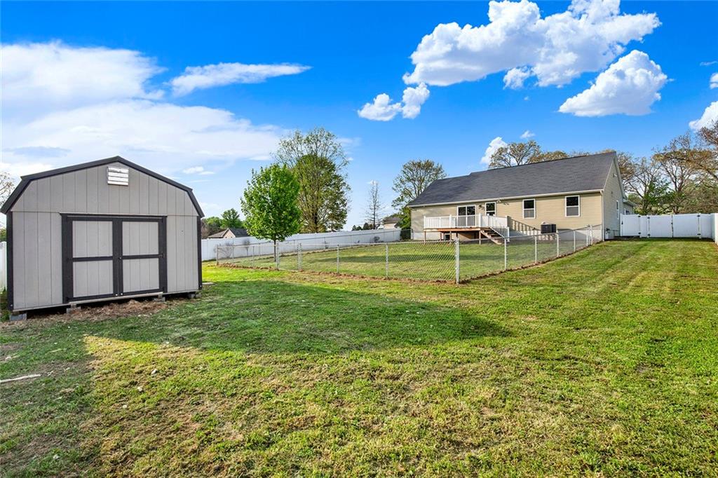 667 Old Frame Road Smithfield, PA 15478 - Photo 7 of 38