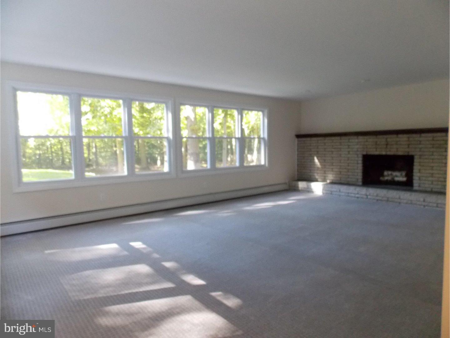 170 Orr Road Allentown, NJ 08501 - Photo 4 of 20 Family Room