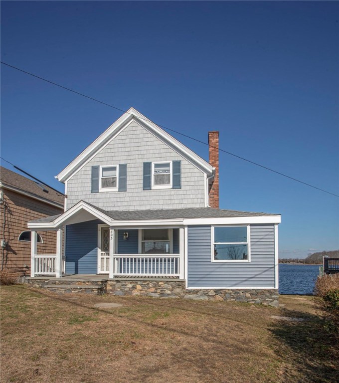 305 Riverside Street Portsmouth, RI 02871 - Photo 2 of 40