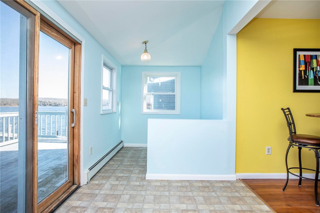 305 Riverside Street Portsmouth, RI 02871 - Photo 21 of 40