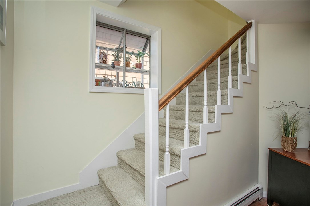 305 Riverside Street Portsmouth, RI 02871 - Photo 28 of 40