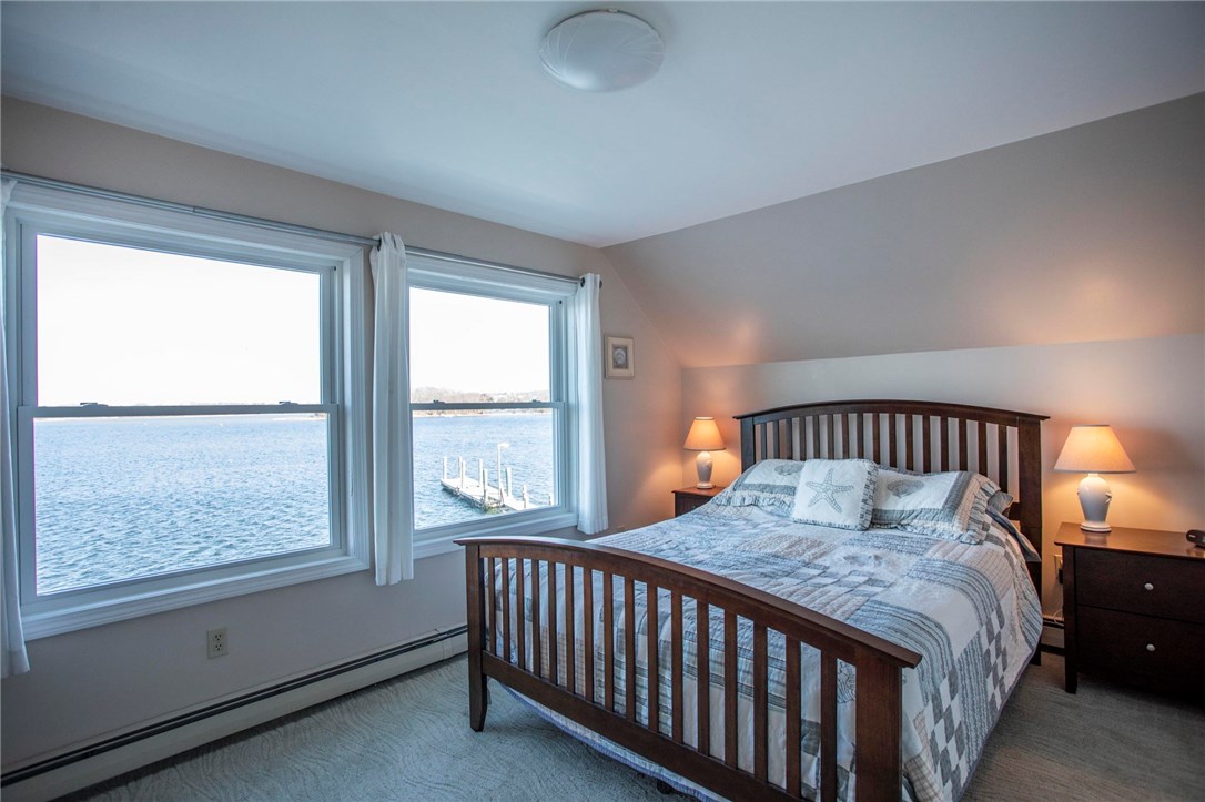 305 Riverside Street Portsmouth, RI 02871 - Photo 30 of 40