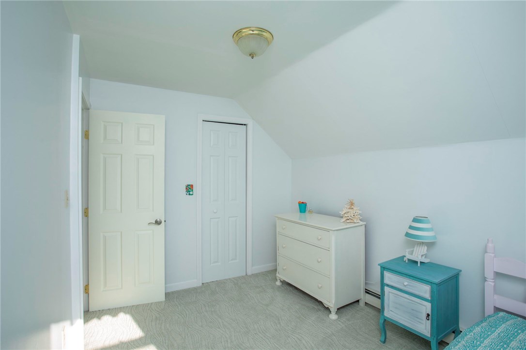 305 Riverside Street Portsmouth, RI 02871 - Photo 35 of 40