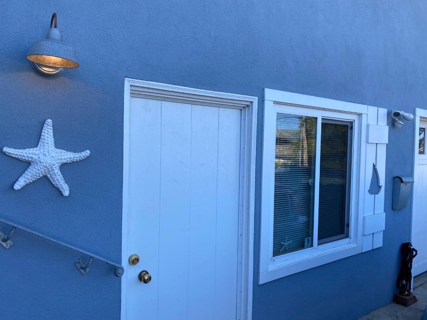 621 McClellan Avenue, Unit STUDIO Monterey, CA 93940 - Photo 12 of 35