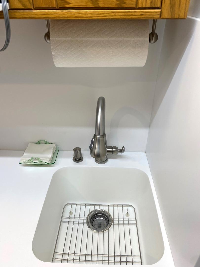 621 McClellan Avenue, Unit STUDIO Monterey, CA 93940 - Photo 19 of 37