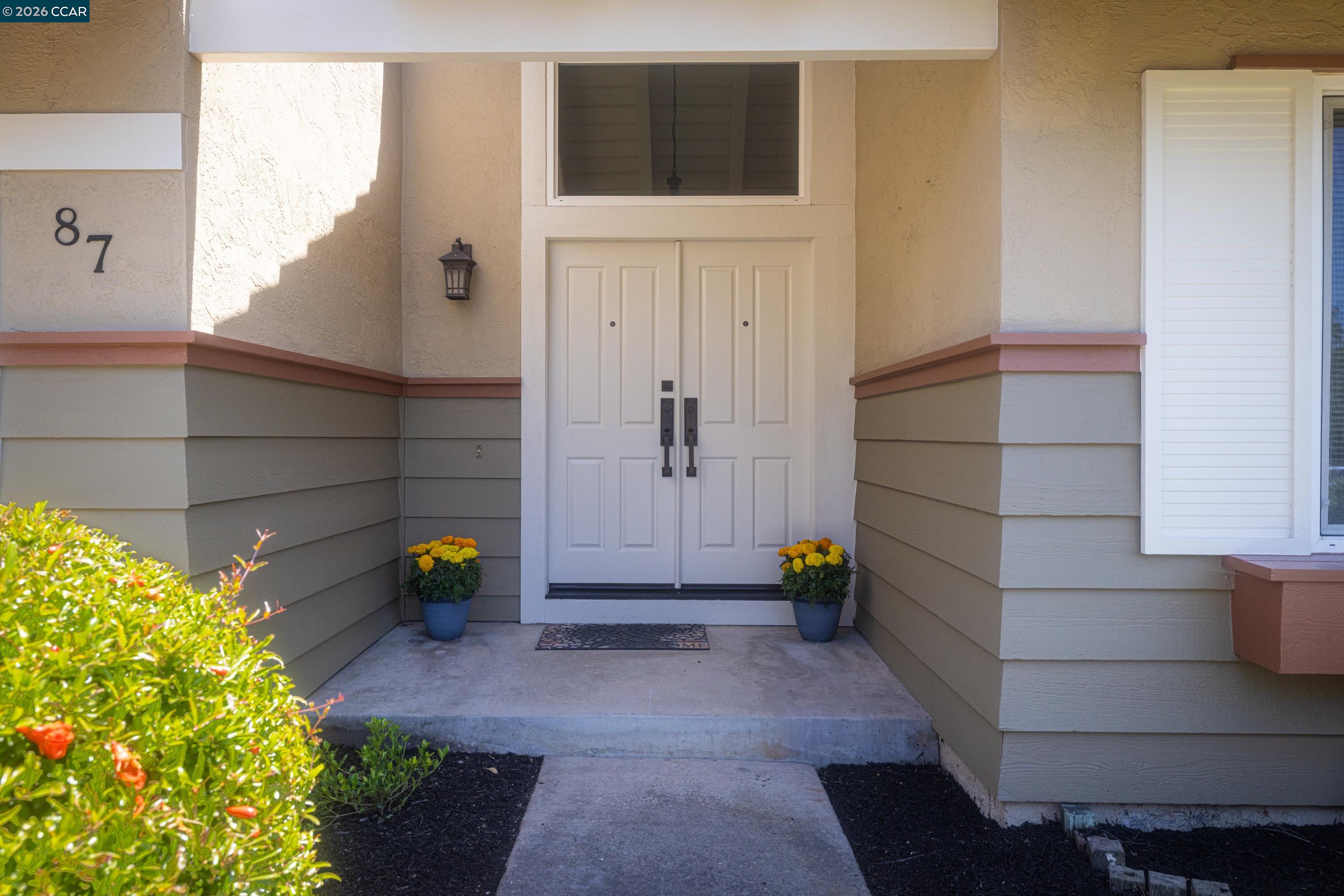 87 Lone Pine Court San Ramon, CA 94582 - Photo 3 of 54