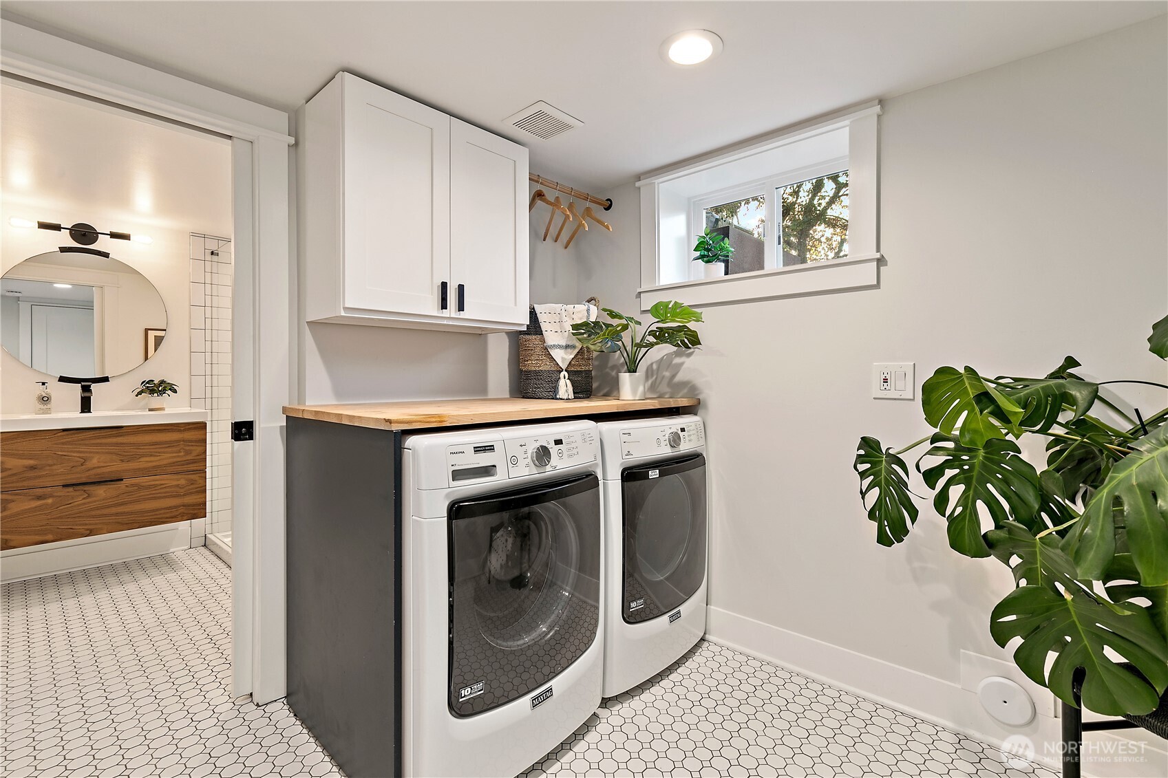 3529 Southwest Austin Street Seattle, WA 98126 - Photo 16 of 25 Gallery Image 16