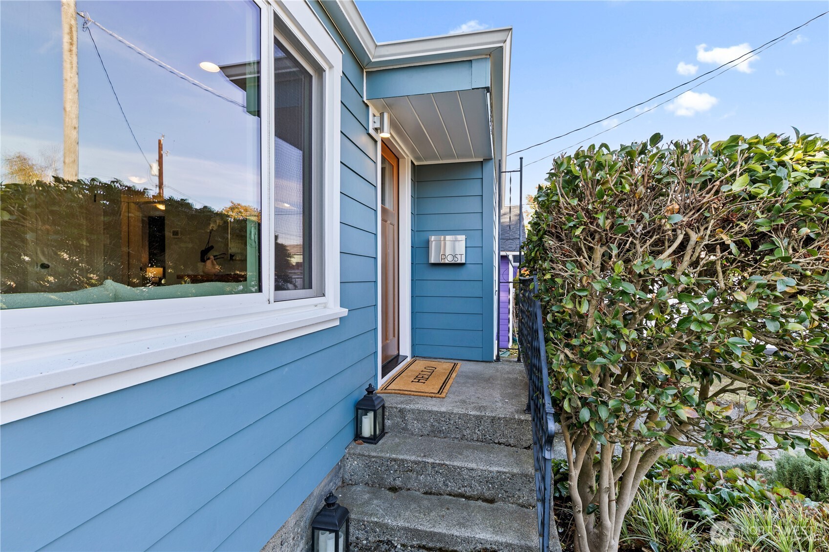 3529 Southwest Austin Street Seattle, WA 98126 - Photo 3 of 25 Gallery Image 3