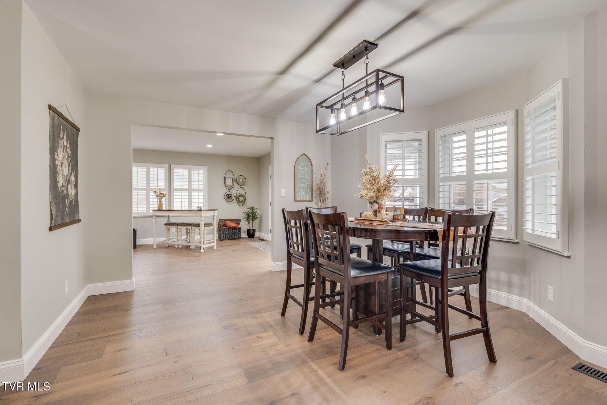 511 Old Stage Road Erwin, TN 37650 - Photo 12 of 44 012