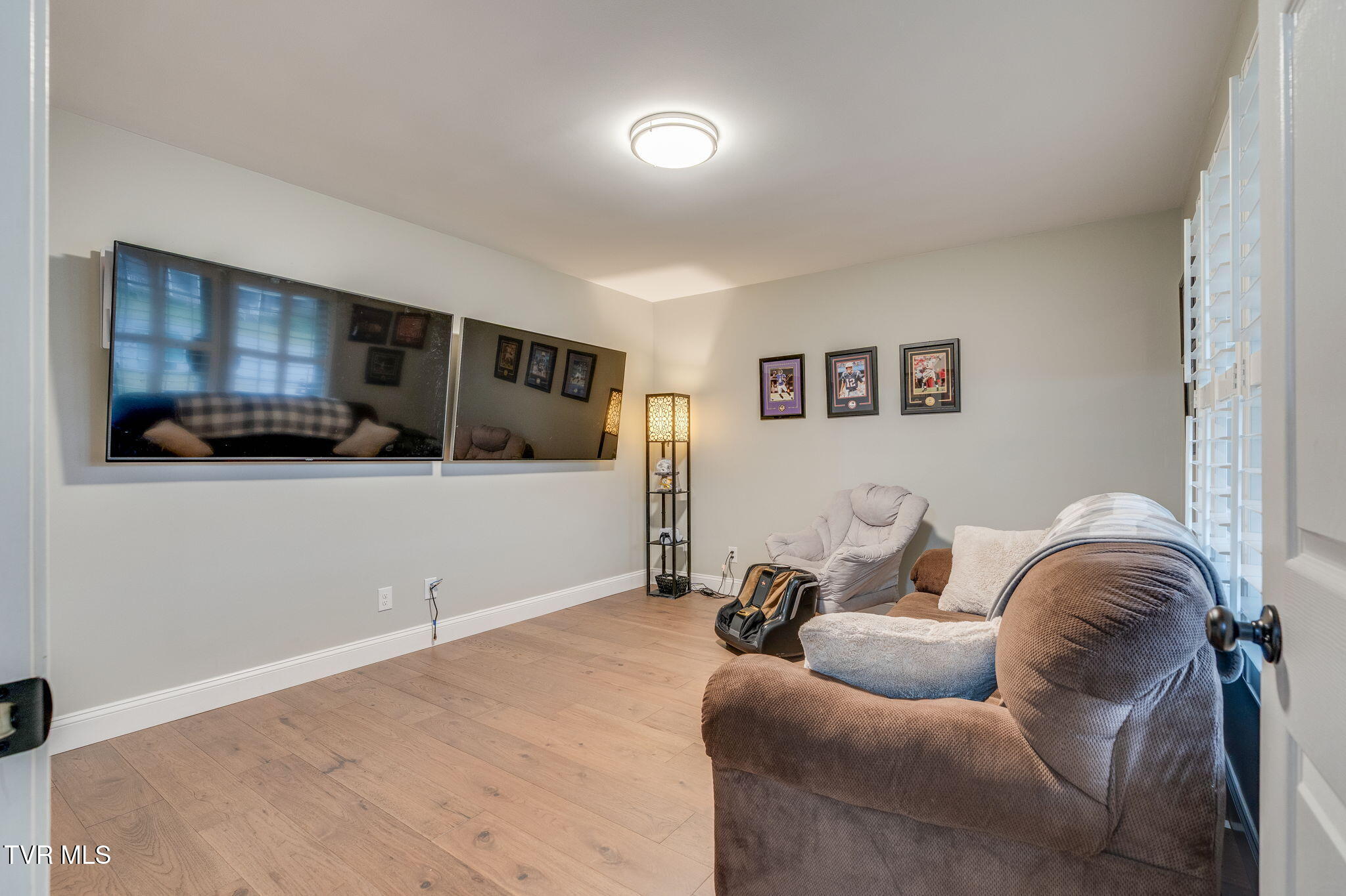 511 Old Stage Road Erwin, TN 37650 - Photo 18 of 44 018