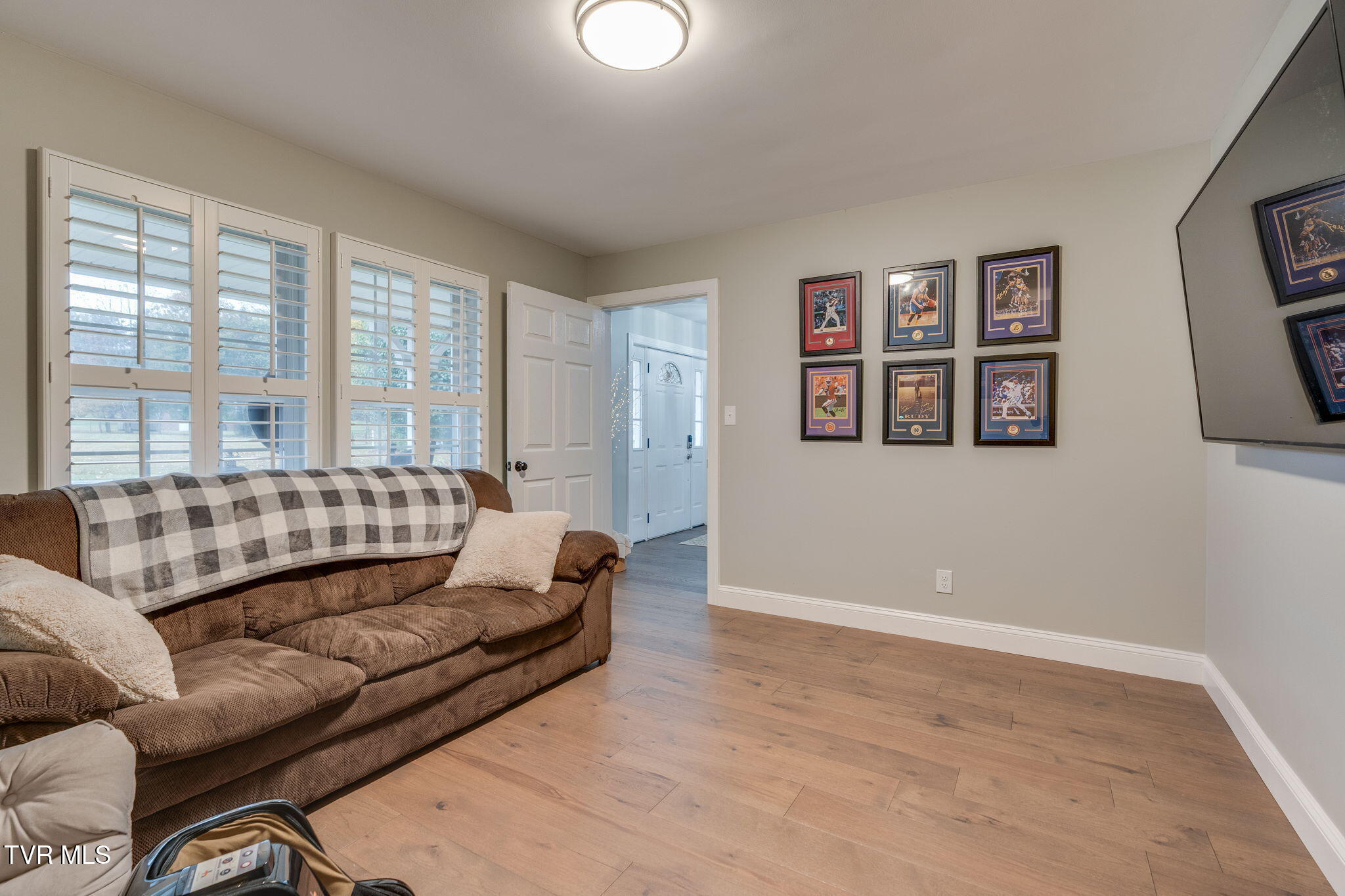 511 Old Stage Road Erwin, TN 37650 - Photo 19 of 44 019