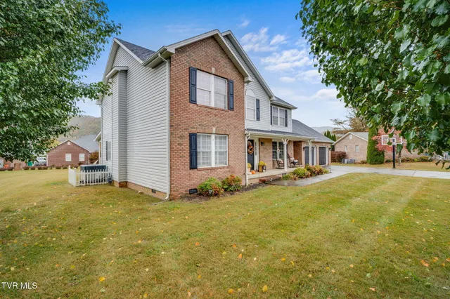 $549,900 | 511 Old Stage Road, Erwin, TN 37650