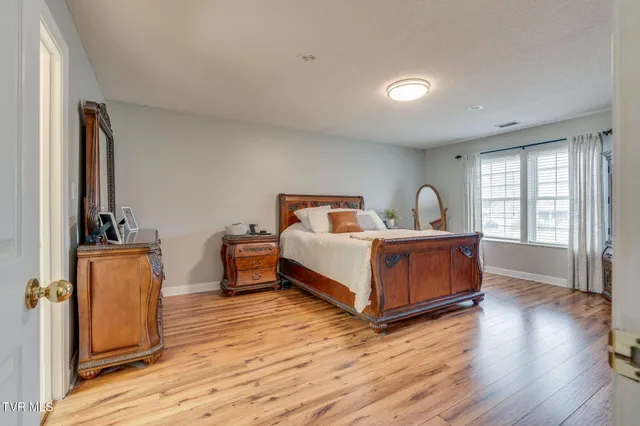 $549,900 | 511 Old Stage Road, Erwin, TN 37650