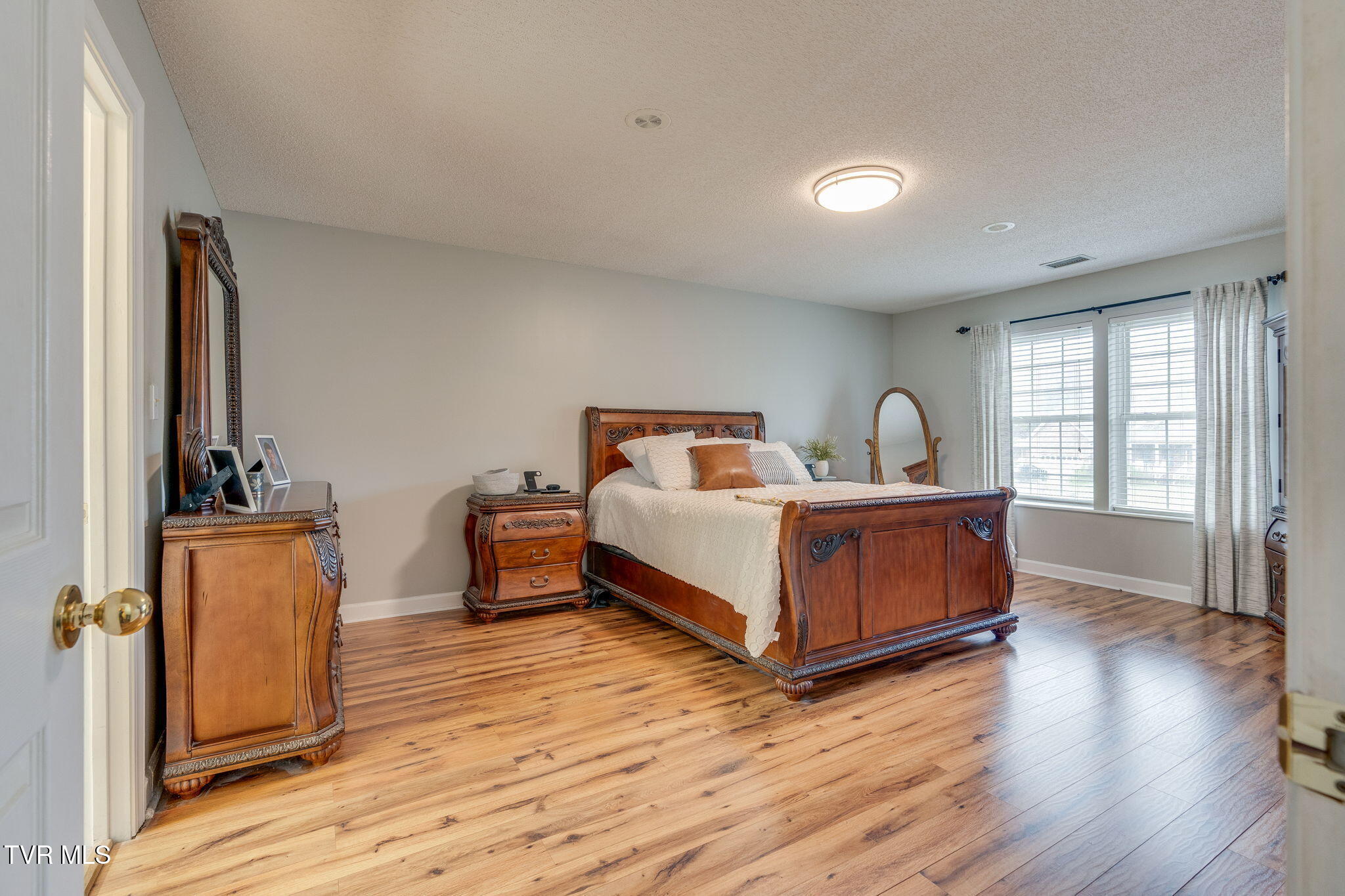 511 Old Stage Road Erwin, TN 37650 - Photo 21 of 44 021