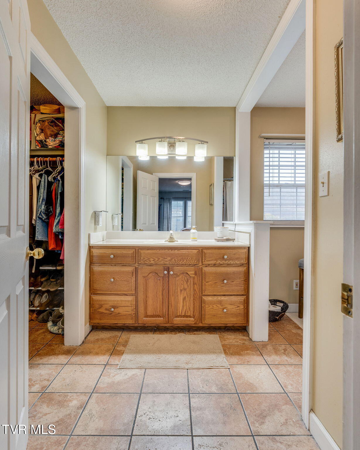 511 Old Stage Road Erwin, TN 37650 - Photo 24 of 44 024 (2)