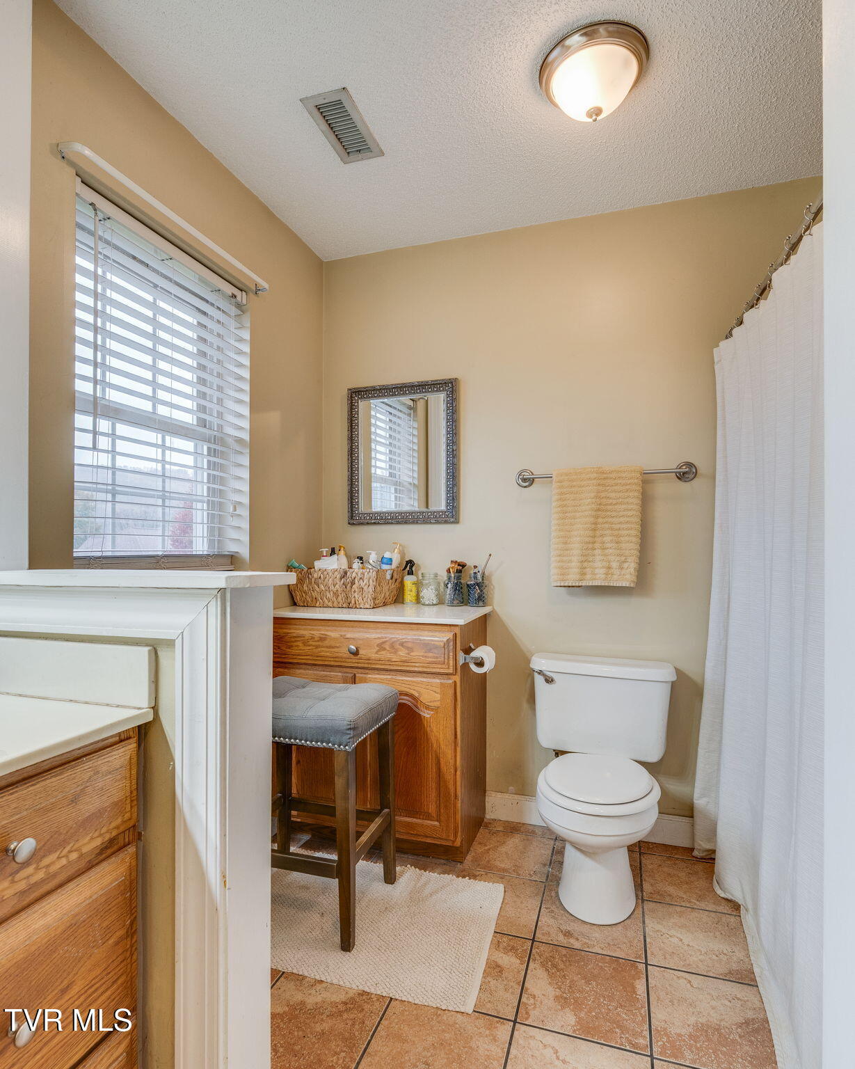 511 Old Stage Road Erwin, TN 37650 - Photo 25 of 44 025