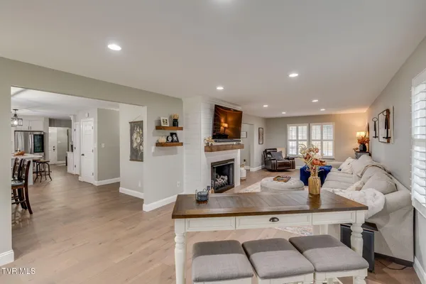 $524,900 | 511 Old Stage Road, Erwin, TN 37650