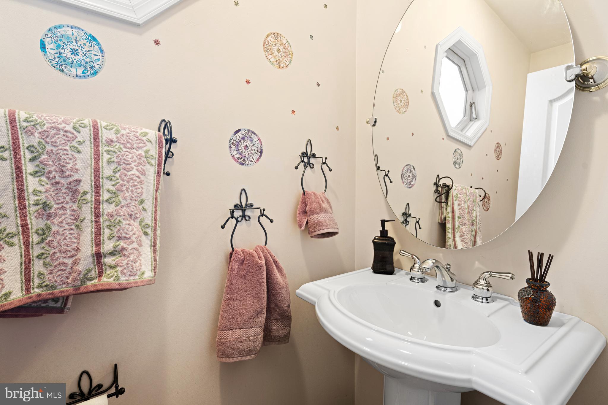 827 Hulmeville Road Langhorne, PA 19047 - Photo 19 of 34