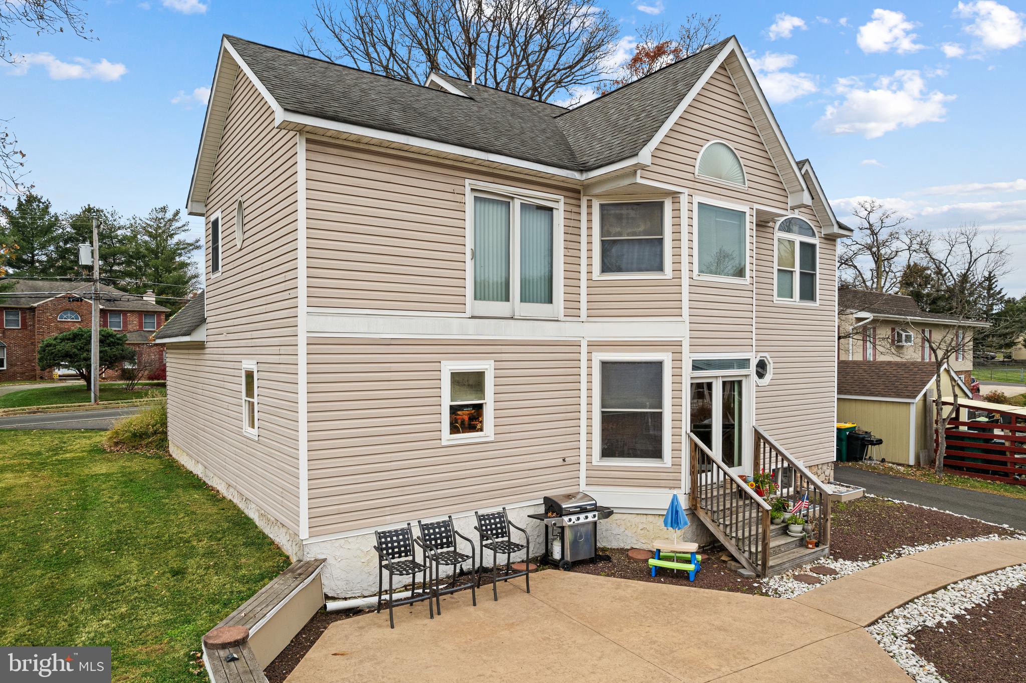 827 Hulmeville Road Langhorne, PA 19047 - Photo 29 of 34