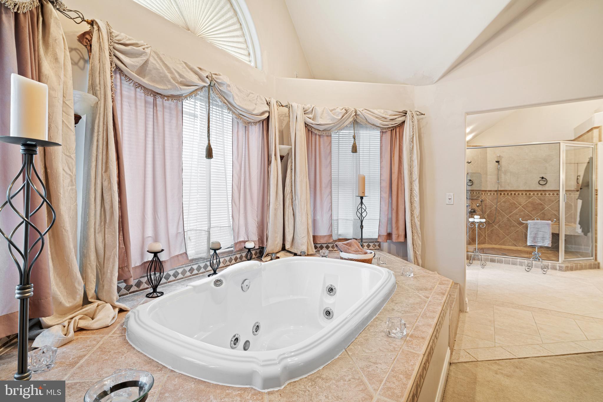 827 Hulmeville Road Langhorne, PA 19047 - Photo 4 of 34