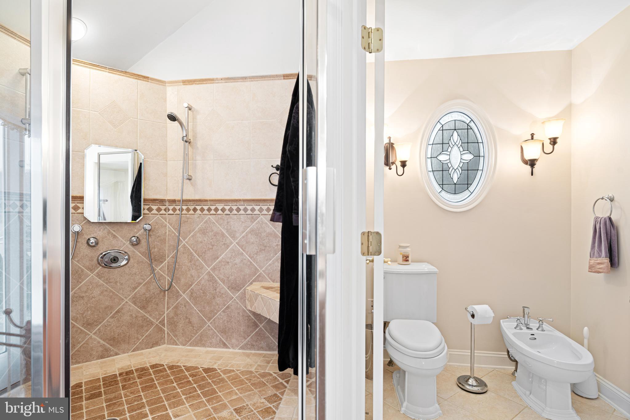 827 Hulmeville Road Langhorne, PA 19047 - Photo 6 of 34