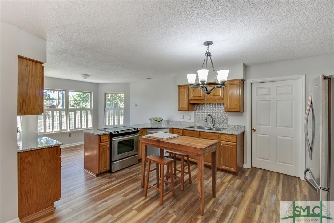 263 Cypress Point Road Springfield, GA 31329 - Photo 10 of 30