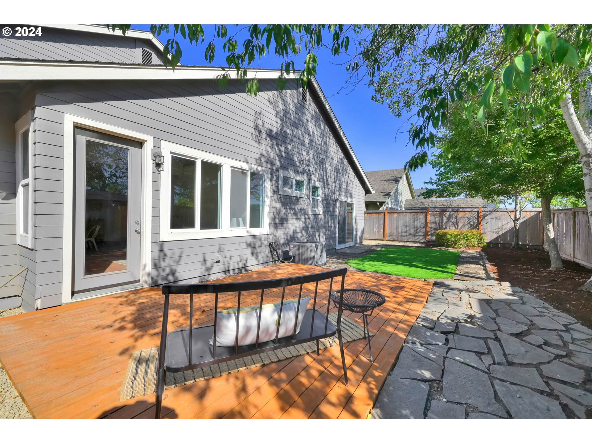 1763 Merlin Way Eugene, OR 97402 - Photo 26 of 30 Gallery Image 26