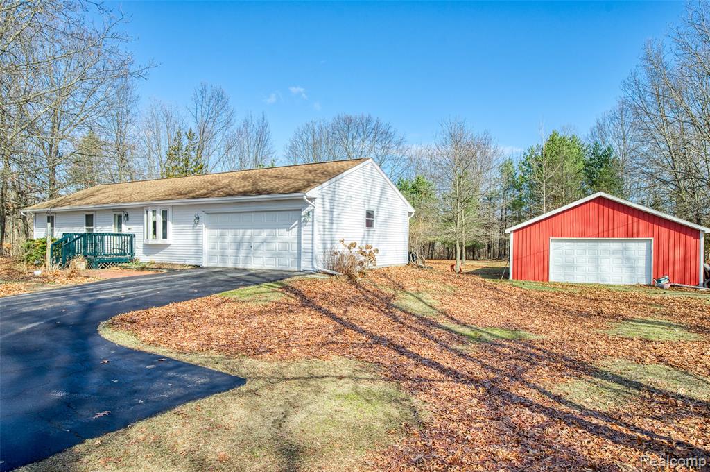 19876 Doyle Gregory, MI 48137 - Photo 41 of 45