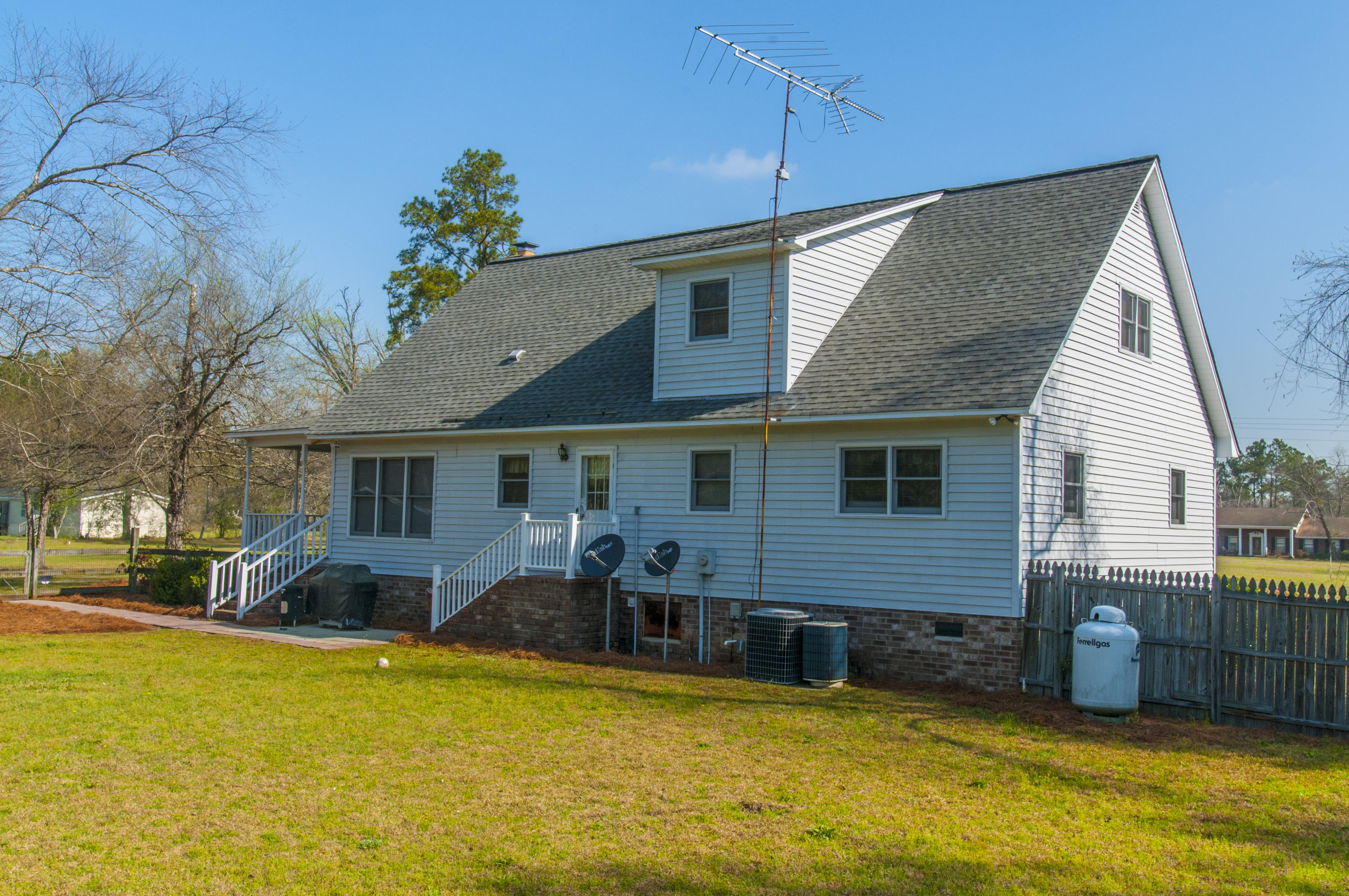 1069 Mt Zion Road St. George, SC 29477 - Photo 6 of 30 _DSC9092 - Copy