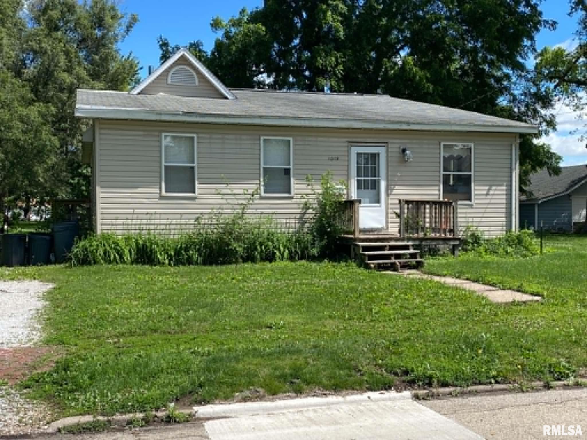 1019 East Walnut Street Canton, IL 61520 - Photo 27 of 28