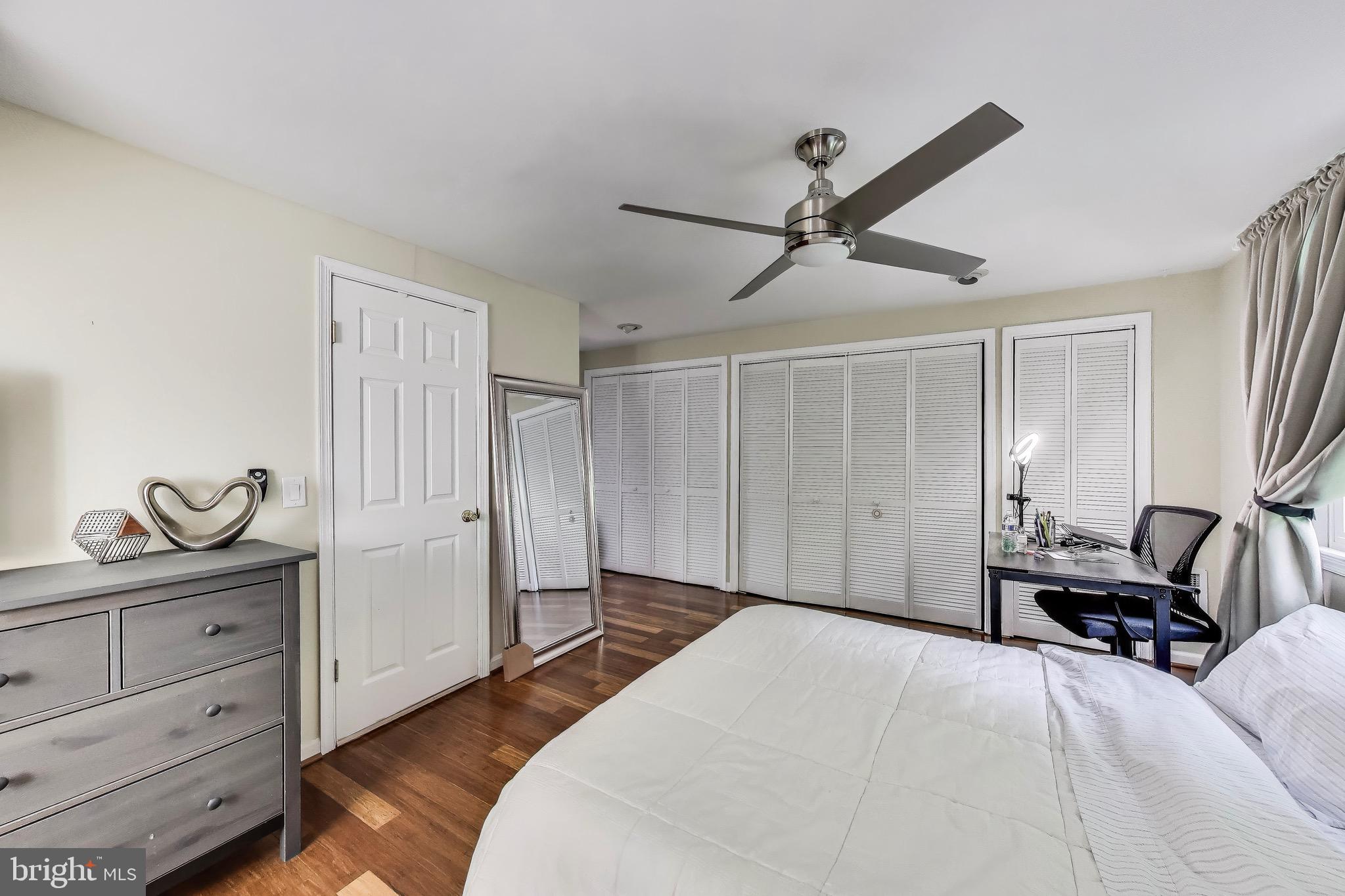 7726 Seven Locks Road Bethesda, MD 20817 - Photo 16 of 35