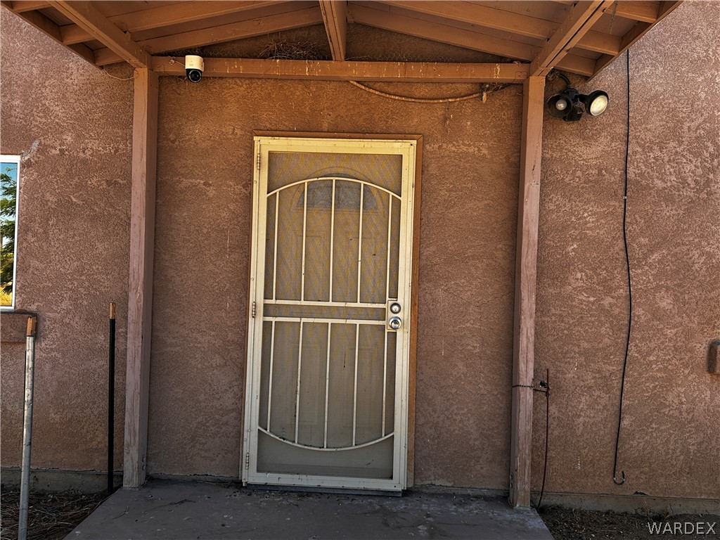 3868 Aztec Road Golden Valley, AZ 86413 - Photo 4 of 64