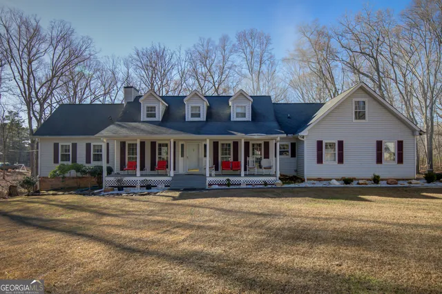 $648,400 | 6450 Sara Glen Drive, Douglasville, GA 30135