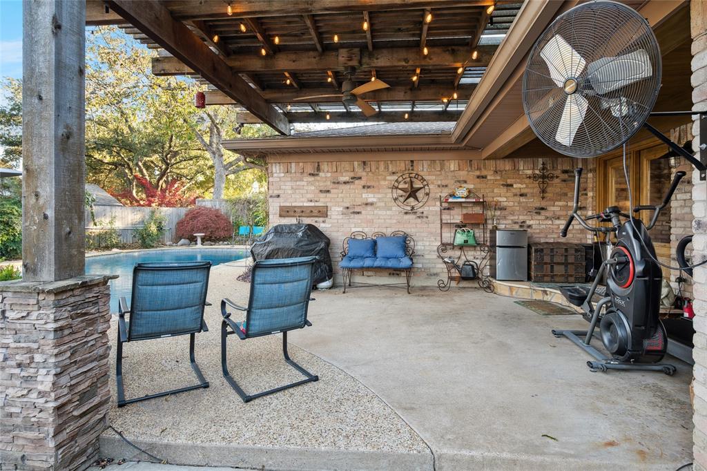 3701 Streamwood Road Fort Worth, TX 76116 - Photo 32 of 34 a view of a chairs and table in the room