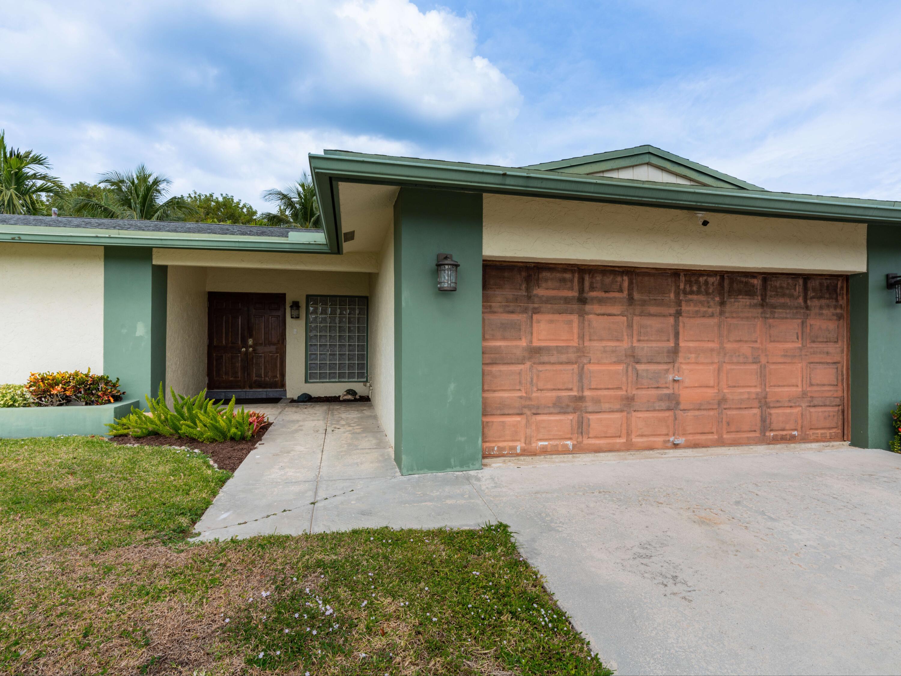 2813 Northwest 34th Street Boca Raton, FL 33434 - Photo 68 of 83 DSC03175