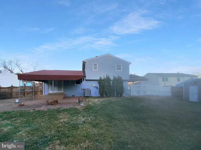 $470,000 | 4145 Bassett Court, Dumfries, VA 22026