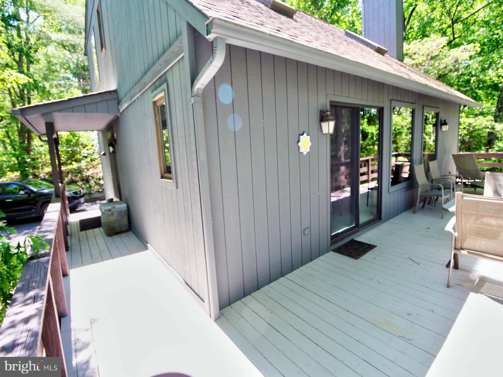 159 Richmon Road Basye, VA 22842 - Photo 2 of 41