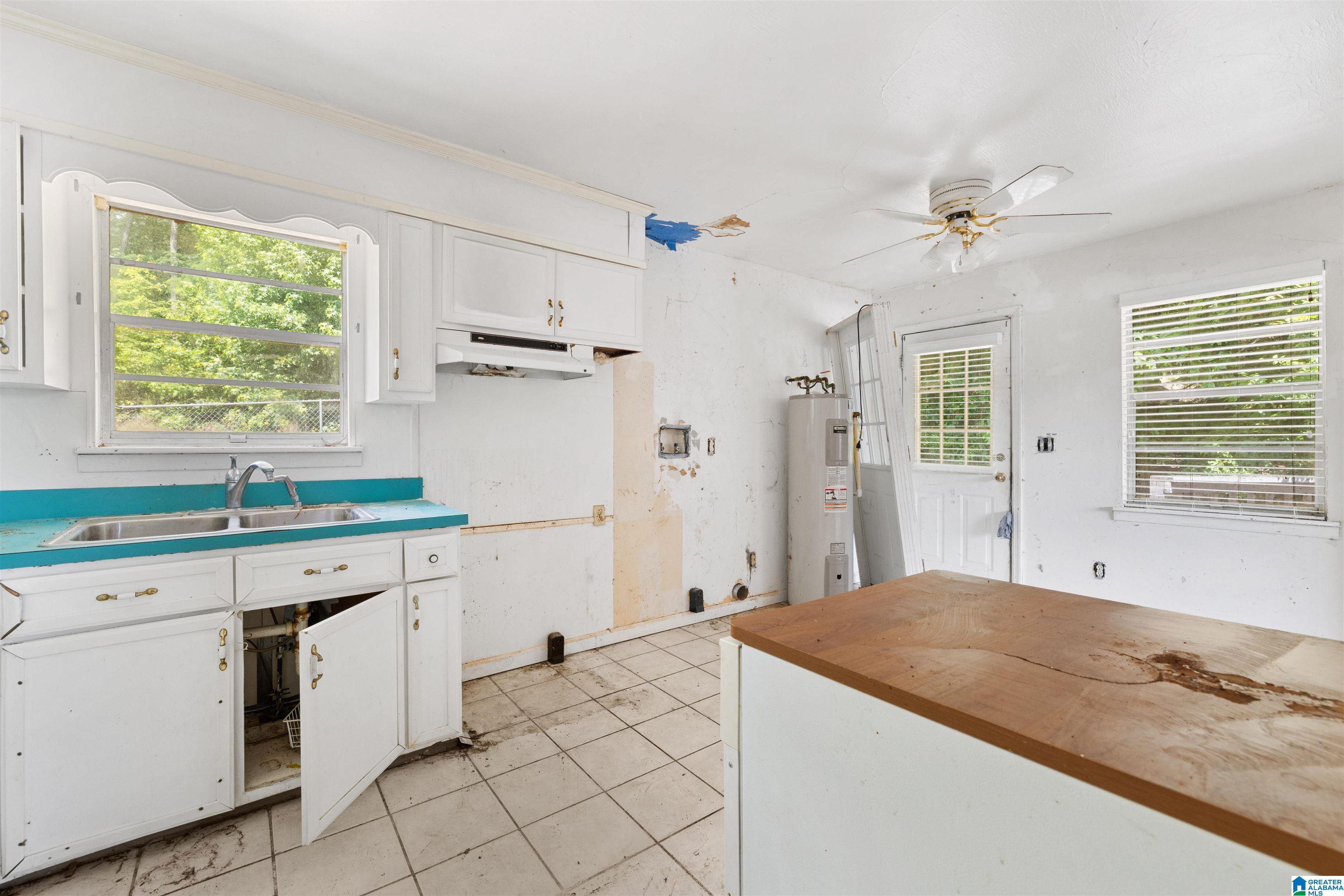 325 Treadwell Island Road Vincent, AL 35178 - Photo 14 of 36