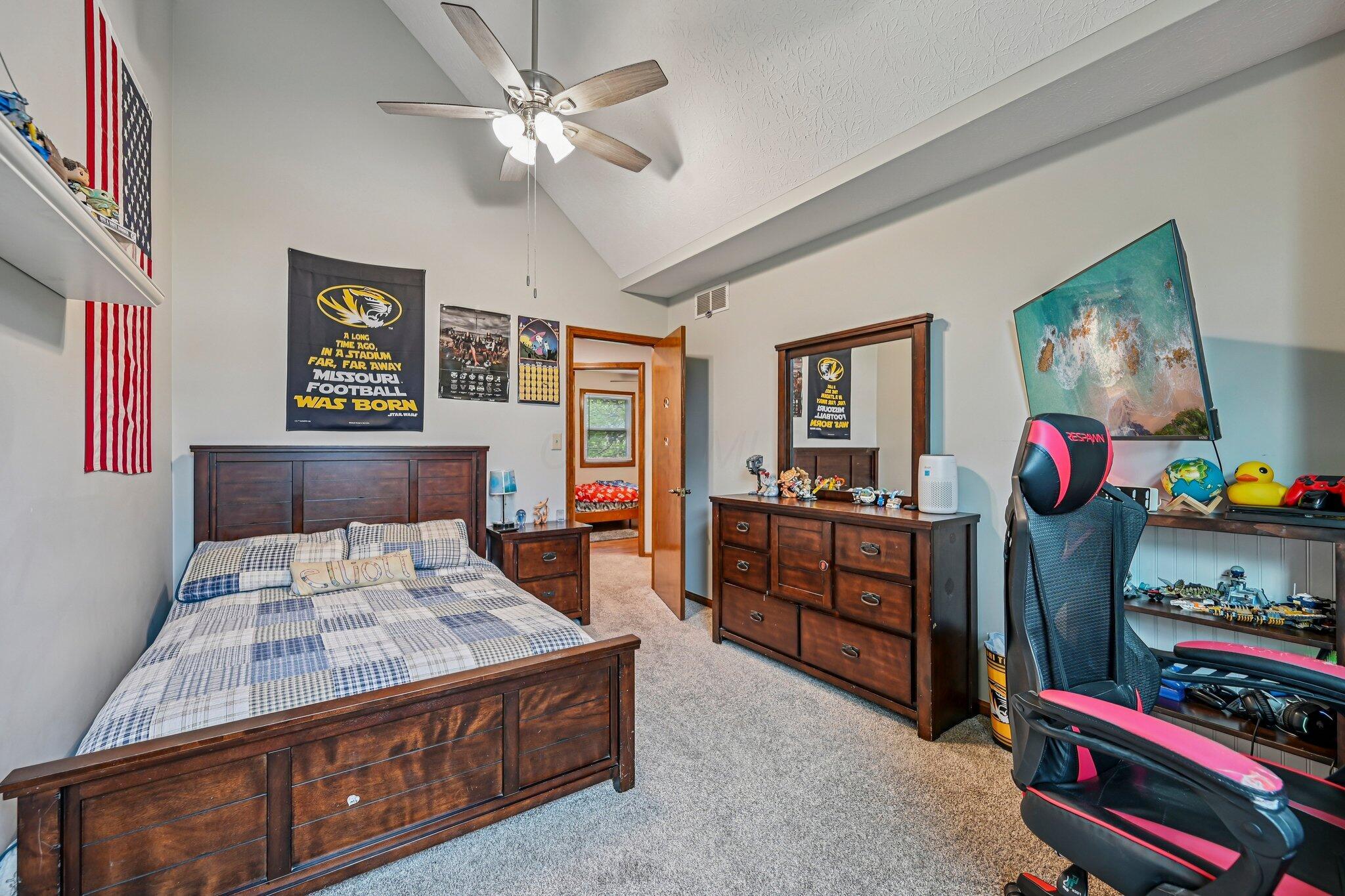 12324 Raintree Avenue Pickerington, OH 43147 - Photo 35 of 55 Bedroom #5