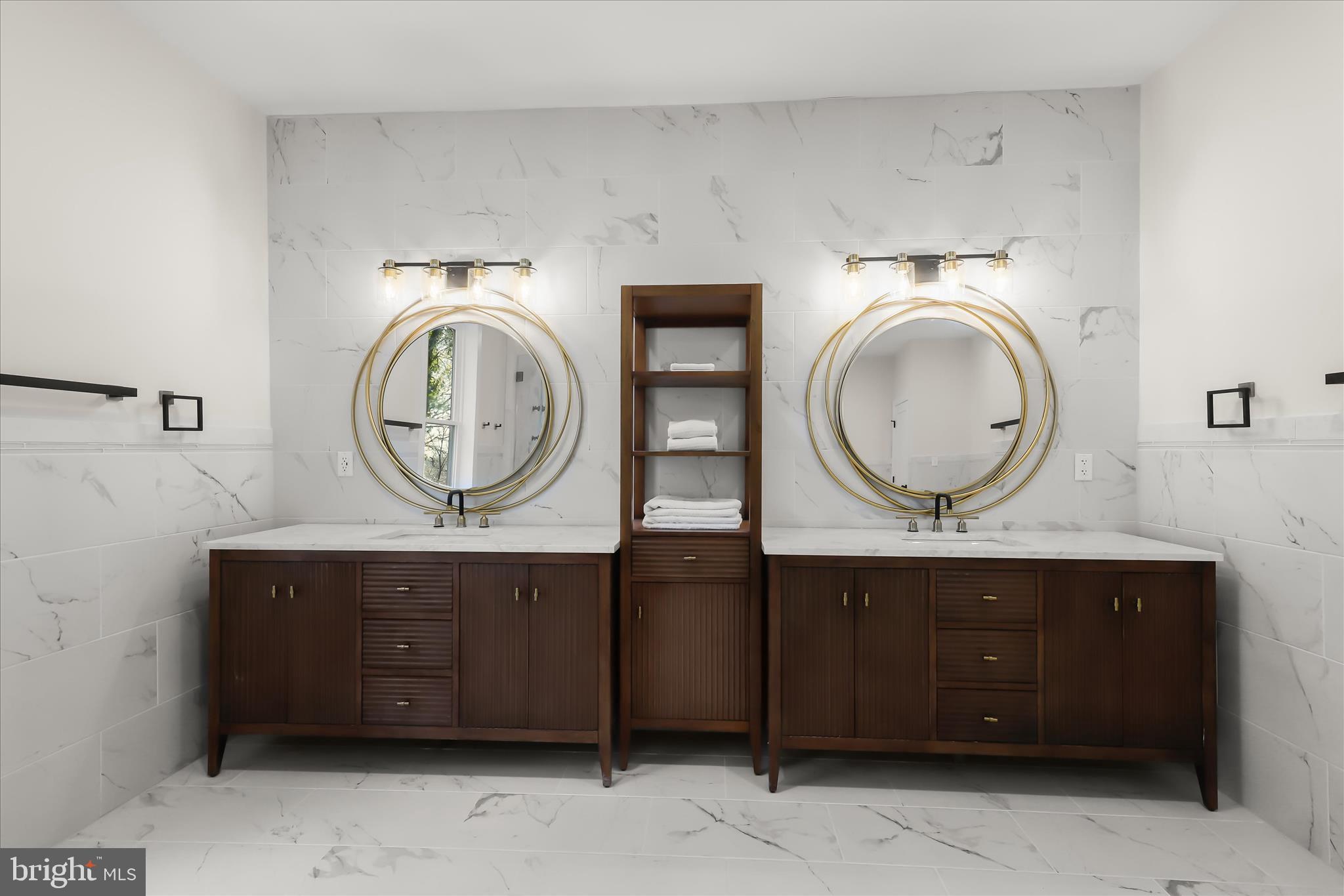 5004 Ten Oaks Road Dayton, MD 21036 - Photo 56 of 99 Primary Bedroom Suite Bath