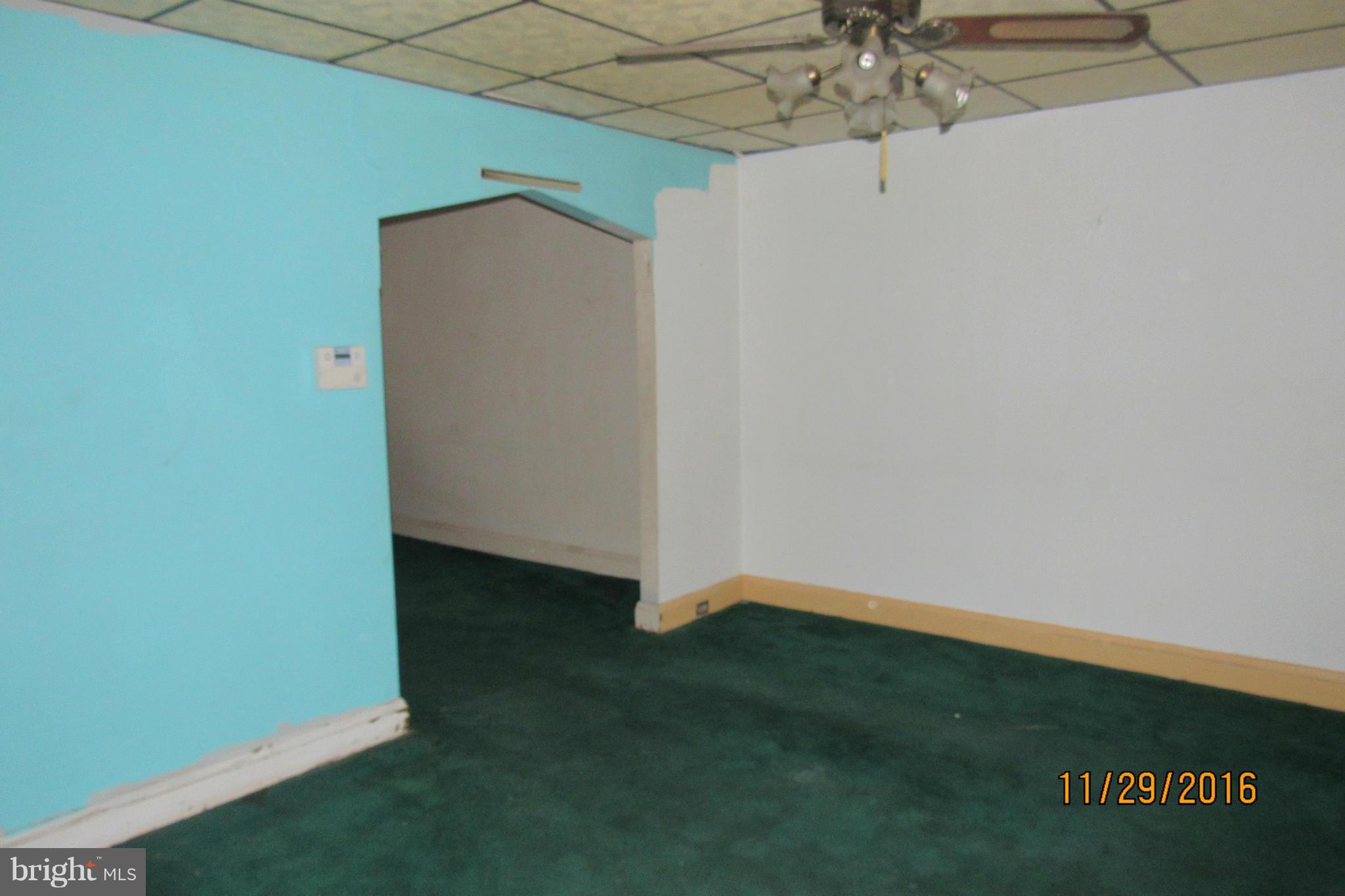 103 Willow Spring Road Baltimore, MD 21222 - Photo 3 of 12 Interior (General)