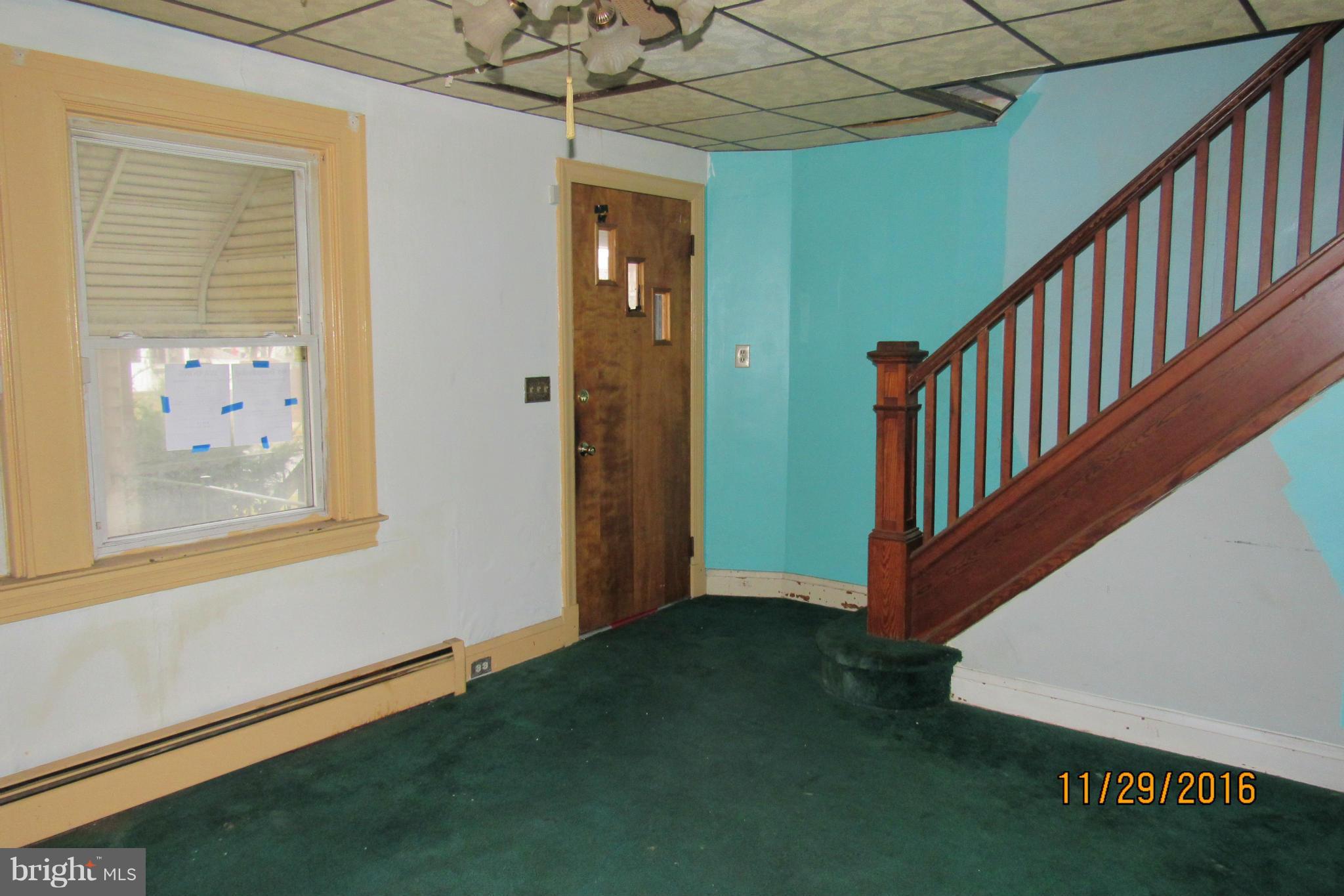 103 Willow Spring Road Baltimore, MD 21222 - Photo 4 of 12 Interior (General)