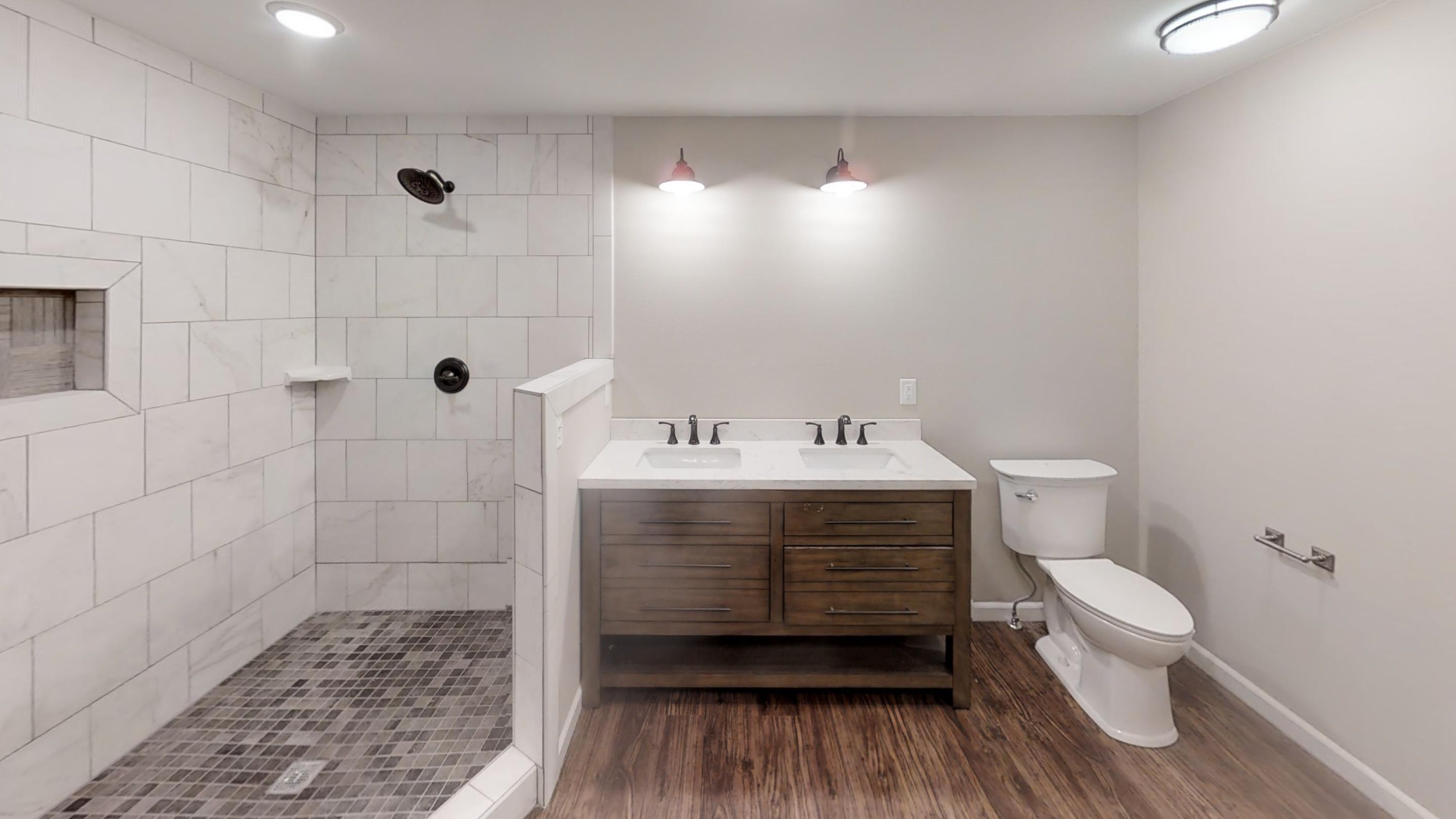 1960 Bell Road Crossville, TN 38571 - Photo 17 of 24 Master Bathroom