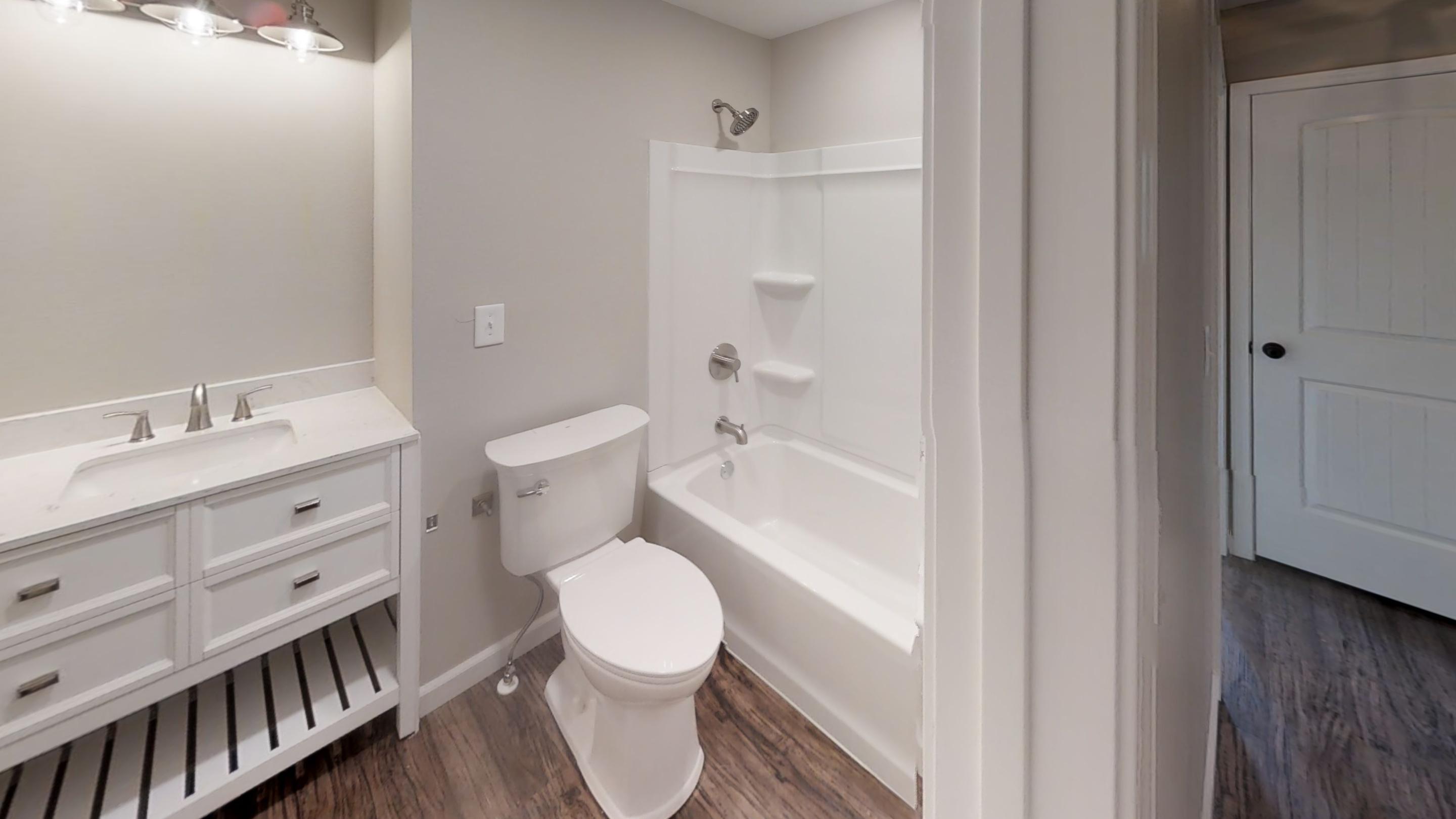 1960 Bell Road Crossville, TN 38571 - Photo 18 of 24 Guest Bathroom