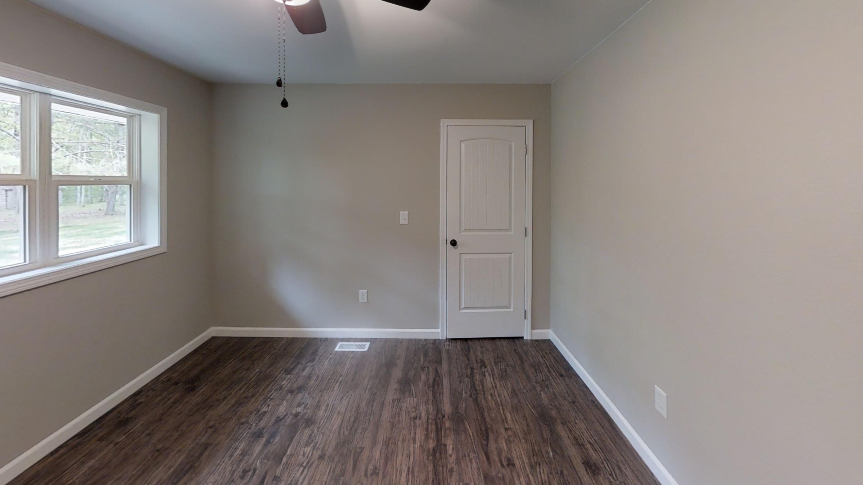 1960 Bell Road Crossville, TN 38571 - Photo 22 of 24 Guest Bedroom