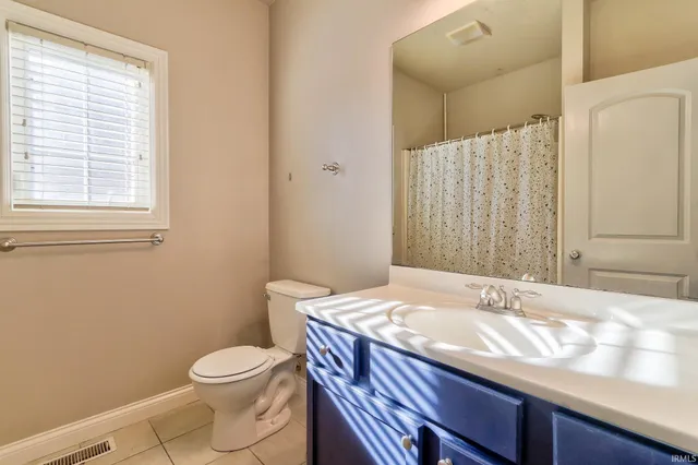 $235,000 | 105 Auburn Drive, Newburgh, IN 47630