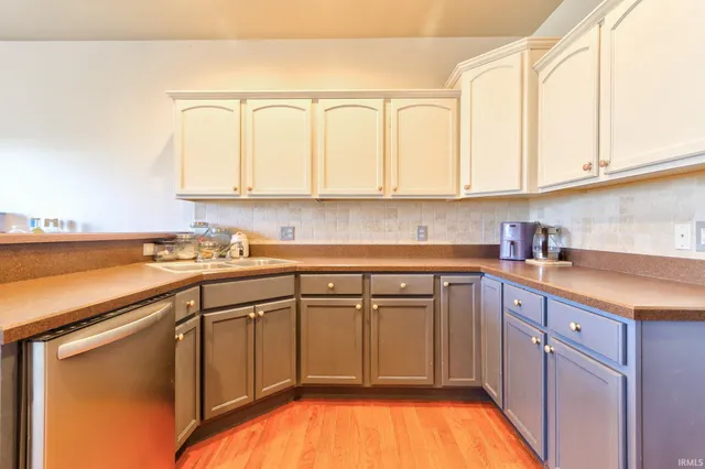 $235,000 | 105 Auburn Drive, Newburgh, IN 47630